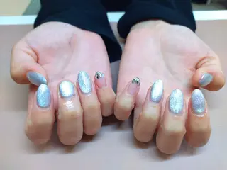 ネイル 鐙 桃華のネイルデザイン