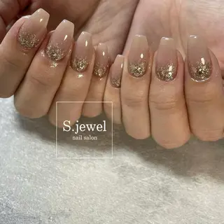 ネイル S. JEWELのネイルデザイン