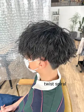 ミディアム パーマ メンズ メンズカット/パーマ 久田良和のヘアスタイル