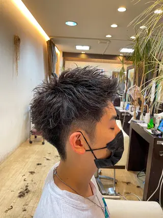 ミディアム カラー メンズ メンズパーマ 赤司 泰樹のヘアスタイル