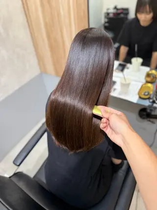 ロング パーマ 若命燿史／レイヤー 縮毛矯正/髪質改善のヘアスタイル