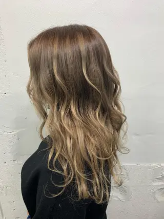 セミロング カラー ヘアアレンジ 🎨カラー満足度 500%💫ヅル💫のヘアスタイル