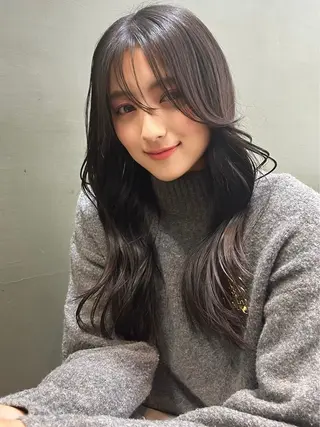 ロング 縮毛矯正・似合わせ タナカ レイヤのヘアスタイル
