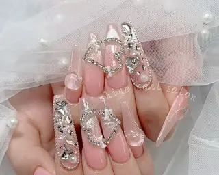 ネイル shineジェル& チップ長さだしのネイルデザイン