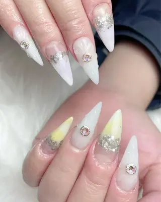 ネイル Feel ‪‪☺︎‬Yuriaのネイルデザイン