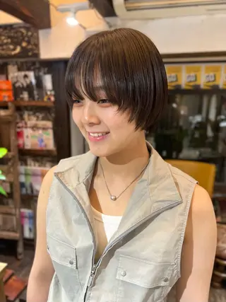 ショート ボブパーマ/レイヤー ヒロモトアサカのヘアスタイル