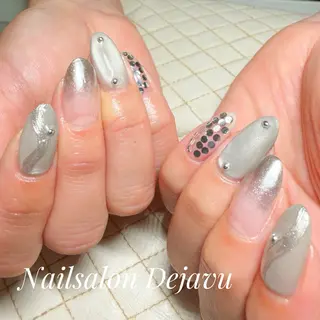 ネイル Nailsalon Dejavuのネイルデザイン