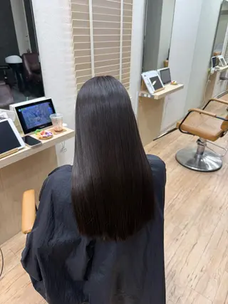 ロング 小林 円香のヘアスタイル