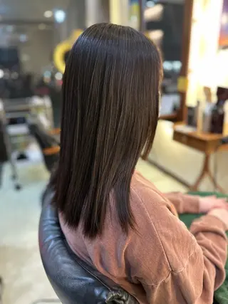 セミロング 希優/ケアカラー /ハイトーンカラーのヘアスタイル