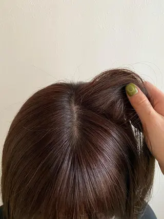 ミディアム マツダテ ホノカのヘアスタイル