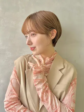 ショート カラー 可愛いベージュ作る 美容師/あかね🧸のヘアスタイル