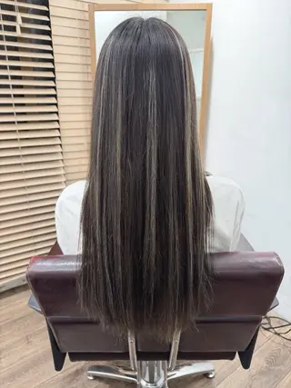 ロング カラー ハイライト⭐️上野 高広のヘアスタイル