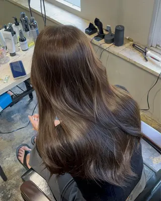 セミロング 渋谷ケアブリーチ ❤️‍🔥徳田空悟のヘアスタイル