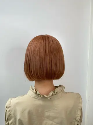 ショート 中村 友香🧸 ブリーチ/艶髪カラーのヘアスタイル