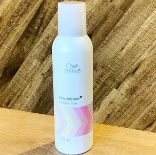 ショート カラー Confamille 　のヘアスタイル