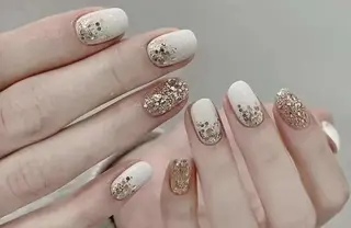 ネイル VIVIAN リサのネイルデザイン