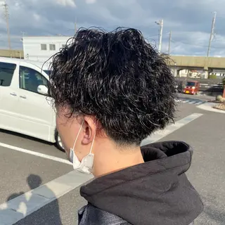 パーマ メンズ 山根 賢樹のヘアスタイル