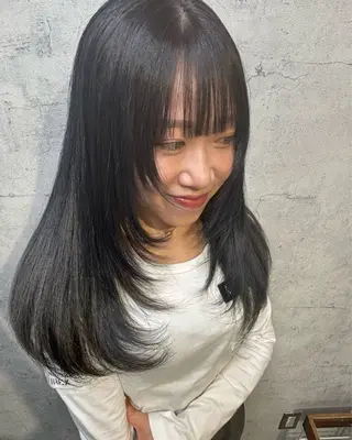 ロング レイヤーカット/ ハイトーン/ミノリのヘアスタイル