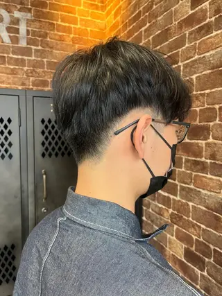 ショート カラー パーマ ヘアアレンジ メンズ キッズ ネイル マツエク・マツパ アイブロウ 久木原 ゆりのヘアスタイル