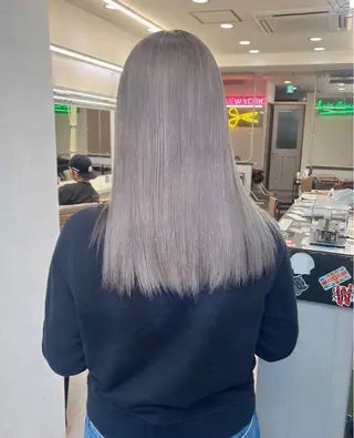 ミディアム L.O.GSHIBUYA所属・酒井 隆斗のヘアスタイル