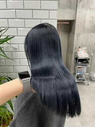ロング カラー newi赤羽 HINATAのヘアスタイル