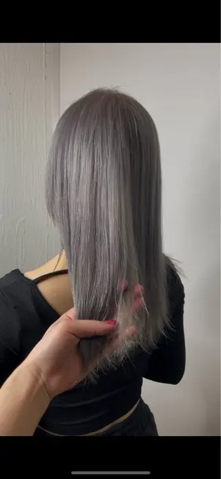 セミロング カラー 弥祝 minoriのヘアスタイル