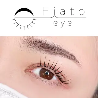 マツエク・マツパ WHITE  EYE 駒崎の眉毛・アイブロウイメージ