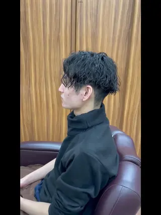 ミディアム パーマ メンズ メンズパーマ 赤司 泰樹のヘアスタイル