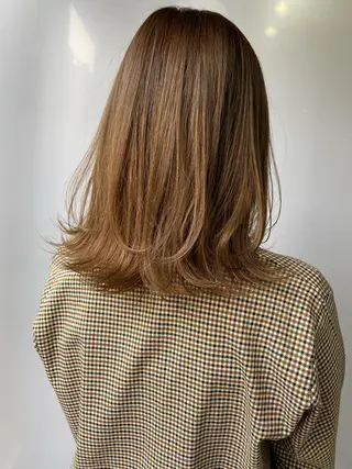 ミディアム カラー Pia ツボイ ケイタのヘアスタイル