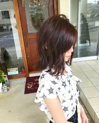 ミディアム カラー パーマ grand juteのヘアスタイル