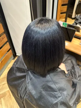 ミディアム カラー Luna🌙 艶カラーのヘアスタイル