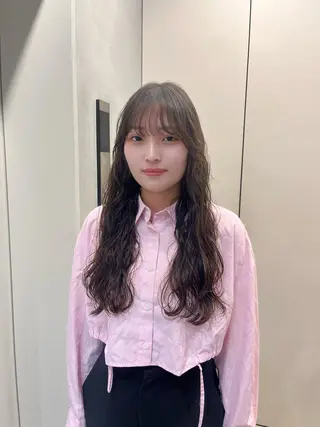 ロング パーマ Kaede🍁 FILMS 渋谷のヘアスタイル