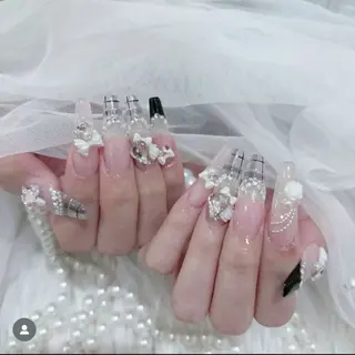 カラー AIN Nailのネイルデザイン