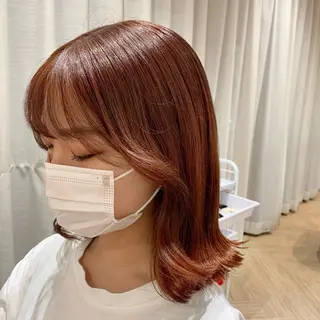 ミディアム カラー 砂野 真璃奈のヘアスタイル
