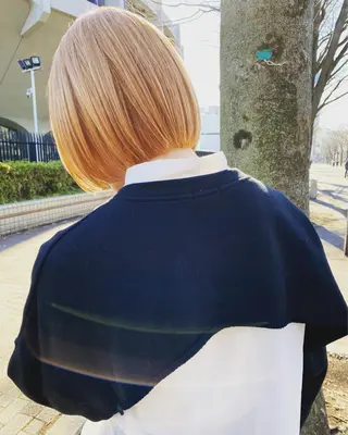 ショート カラー レイヤー／似合わせ TAKUYAのヘアスタイル