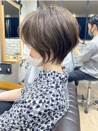 ショート カラー 🥣安野祥華 銀座大人ショート🥣のヘアスタイル