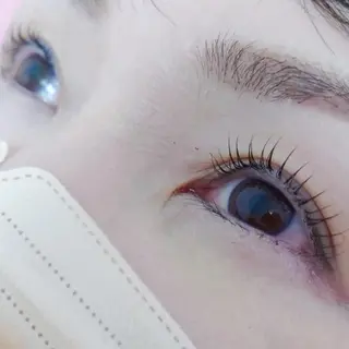 マツエク・マツパ Luanaまつパ脱毛 ハーブピーリング眉毛のマツエク・マツパデザイン