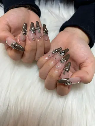 ネイル ✨絶対に褒められる 店長"Momonaのネイルデザイン