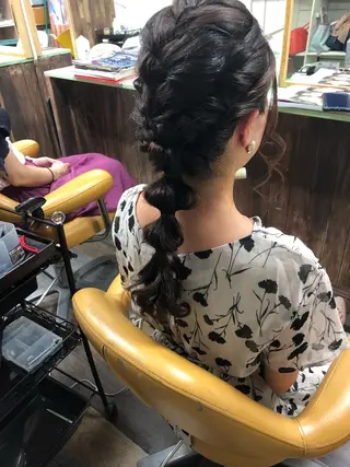 ヘアアレンジ みやもと まなみのヘアスタイル