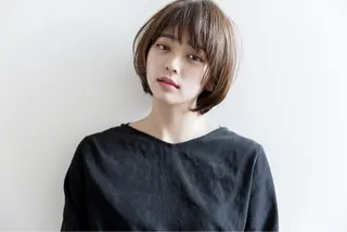 ショート カラー ツジガキ ユウスケのヘアスタイル