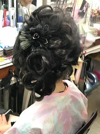 ヘアアレンジ 上辻 博司のヘアスタイル