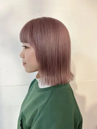 カラー 💛🤍U too e’s 鎌倉🧸のヘアスタイル