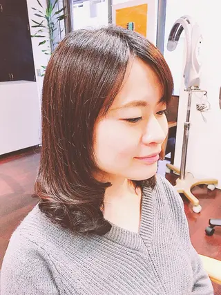 ミディアム セミロング 前之園 ひかるのヘアスタイル