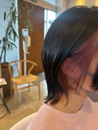 ショート カラー 丸山 莉世のヘアスタイル