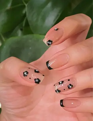 ネイル エリ🫧 nail池袋東口のネイルデザイン