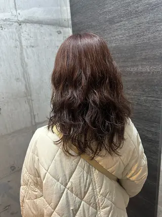 セミロング カラー パーマ 保井 実奈美のヘアスタイル