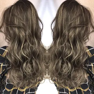 ロング カラー 井上 一平のヘアスタイル