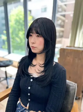 ロング カラー パーマ ヘアアレンジ メンズ キッズ レイヤーカット 🌿透け感カラーのヘアスタイル
