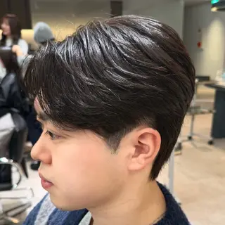 メンズ センターパート特化/ メンズカット/ヒロキのヘアスタイル
