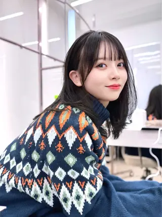 ミディアム けんけん cachecacheのヘアスタイル